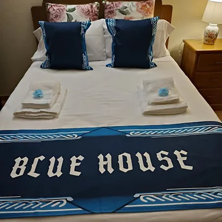 Blue House * Ucanha